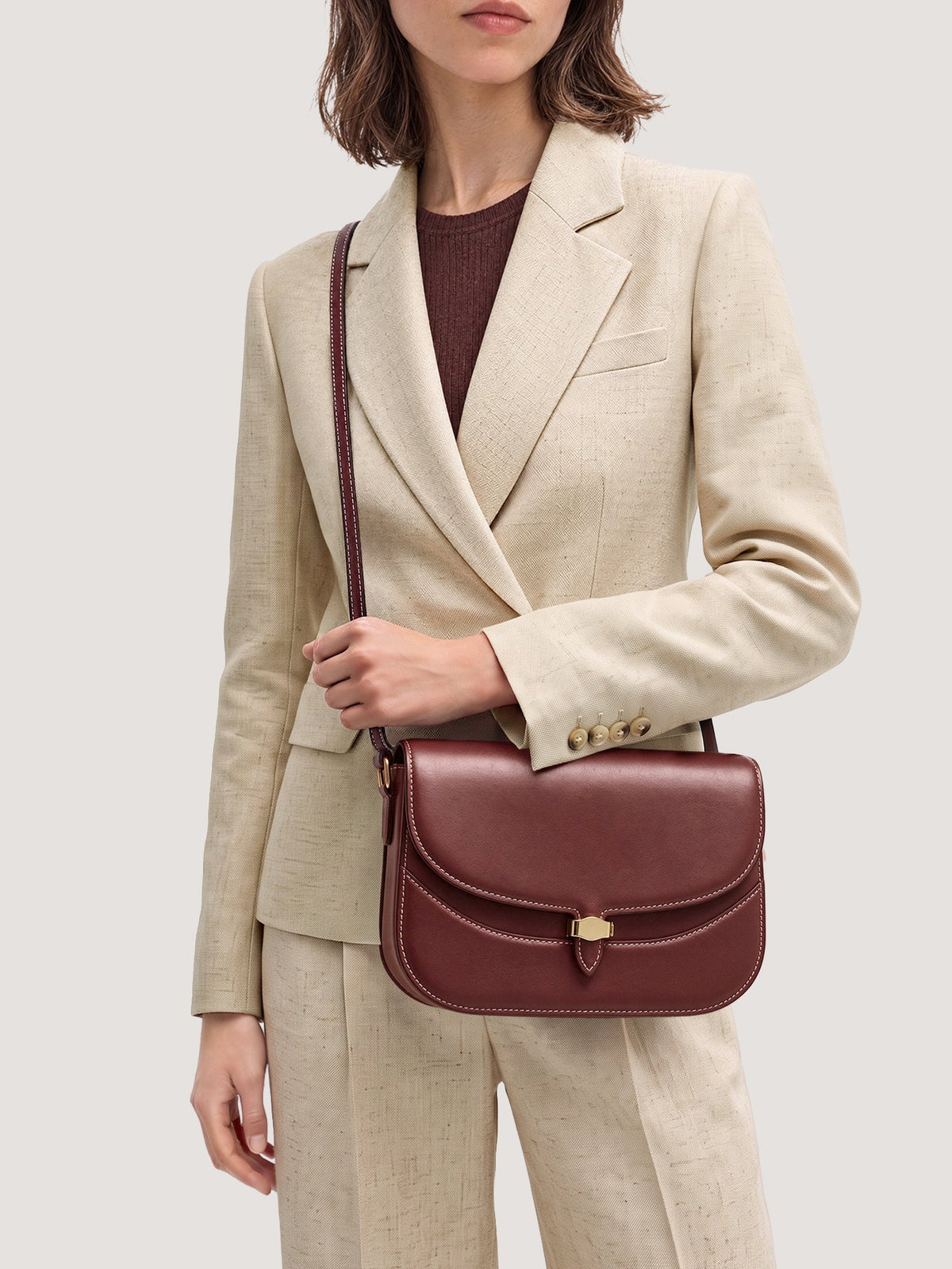 Dash Saddle Bag in Burgundy Leather - Veronica Beard Classic