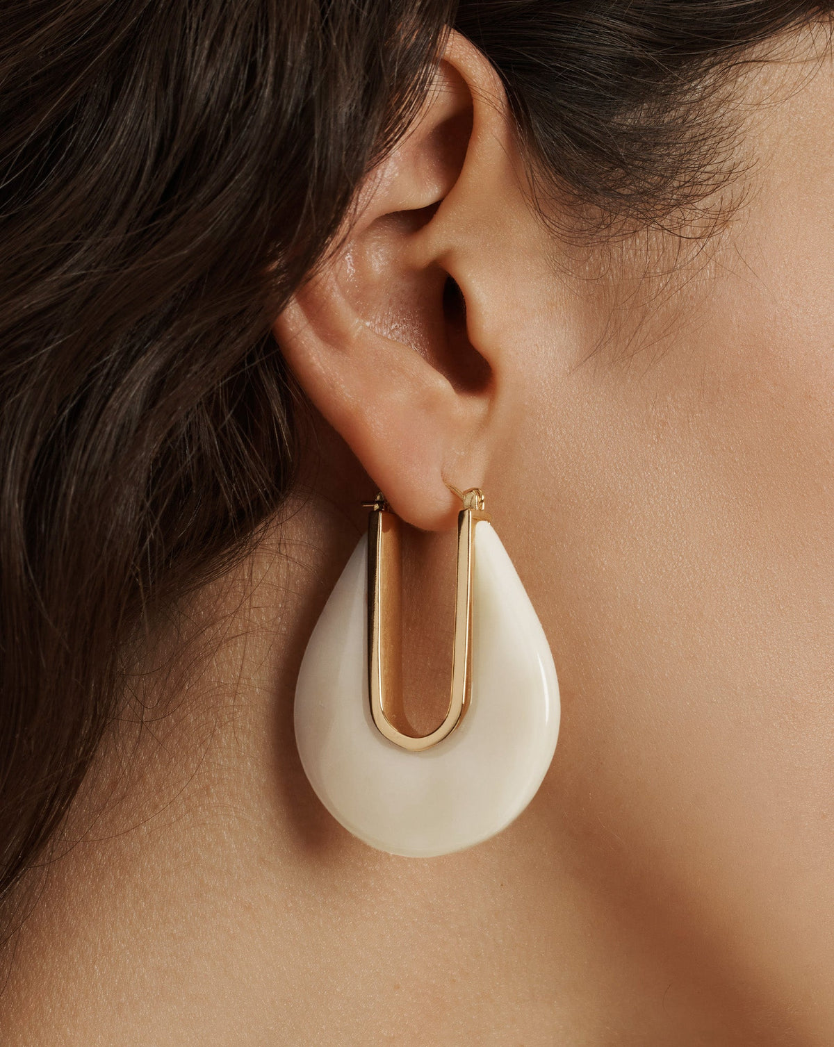 Resin Drop Hoop Earring in Ivory - Veronica Beard Latest